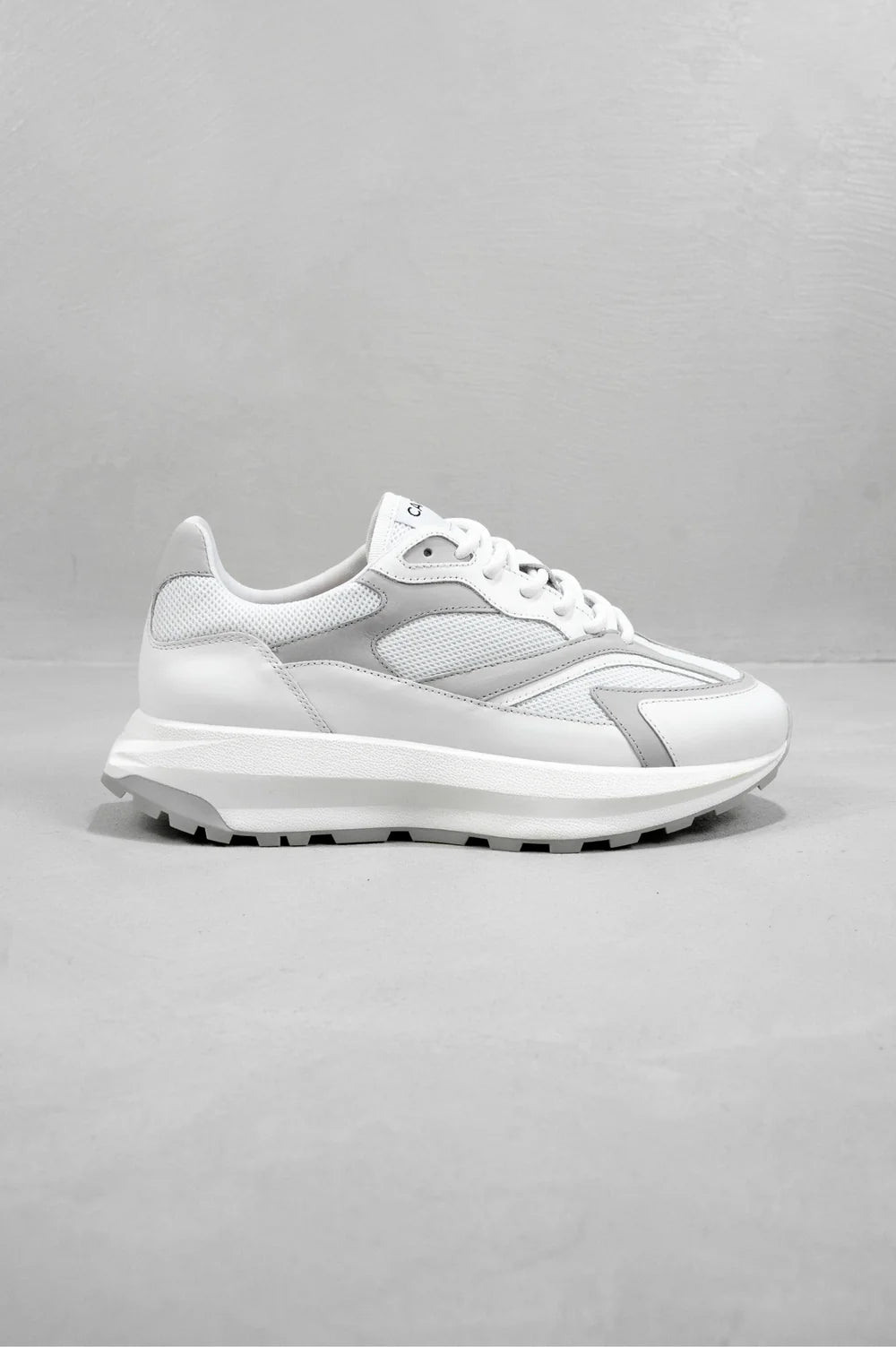 Capo OMNI Trainer - White/Light Grey